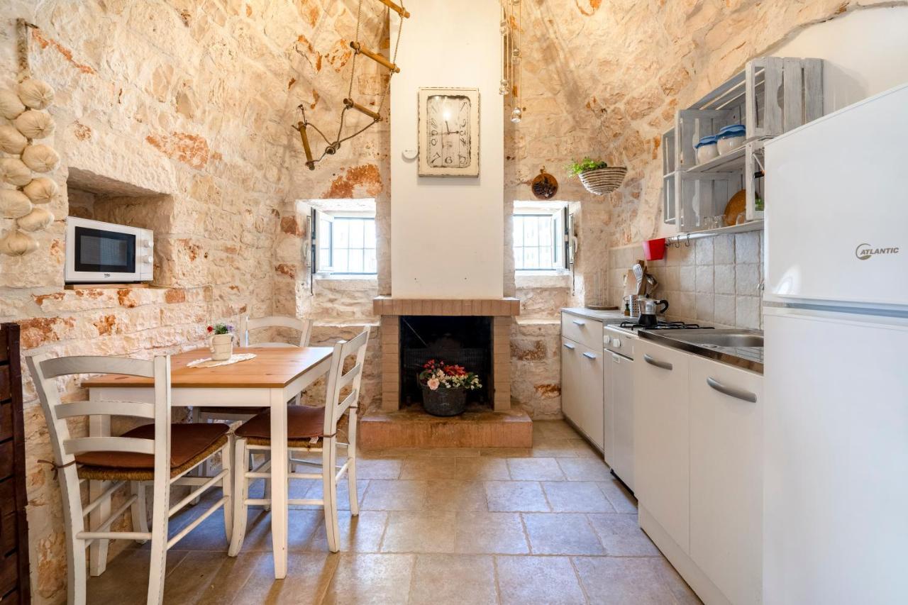 Trulli Dimora Palmisano Locorotondo Exterior photo
